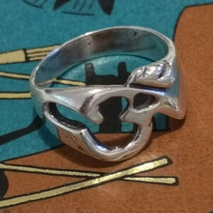 Om  sterling ring